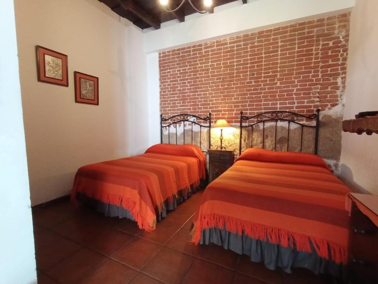 אנטיגואה גואטמלה Hostal San Nicolas מראה חיצוני תמונה