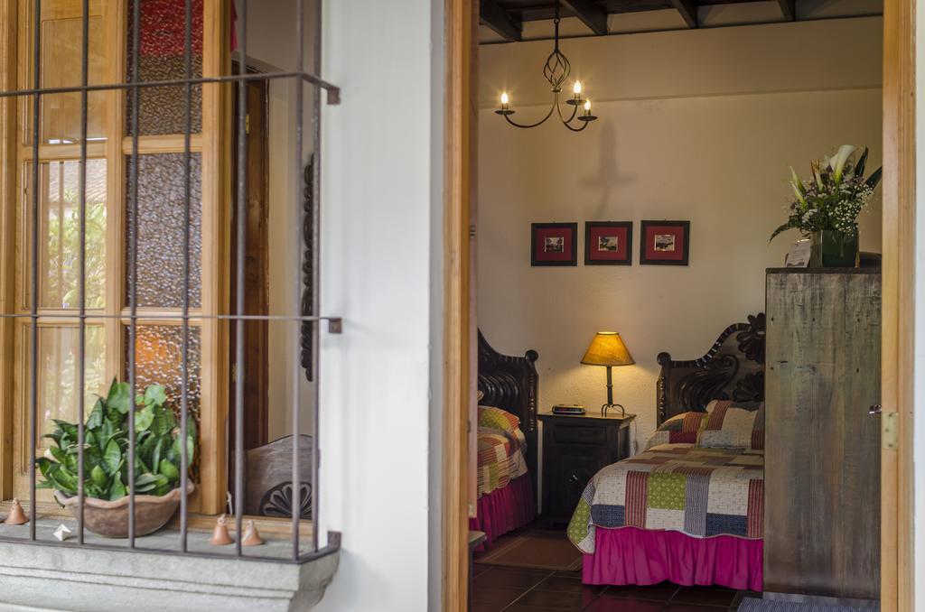 אנטיגואה גואטמלה Hostal San Nicolas מראה חיצוני תמונה