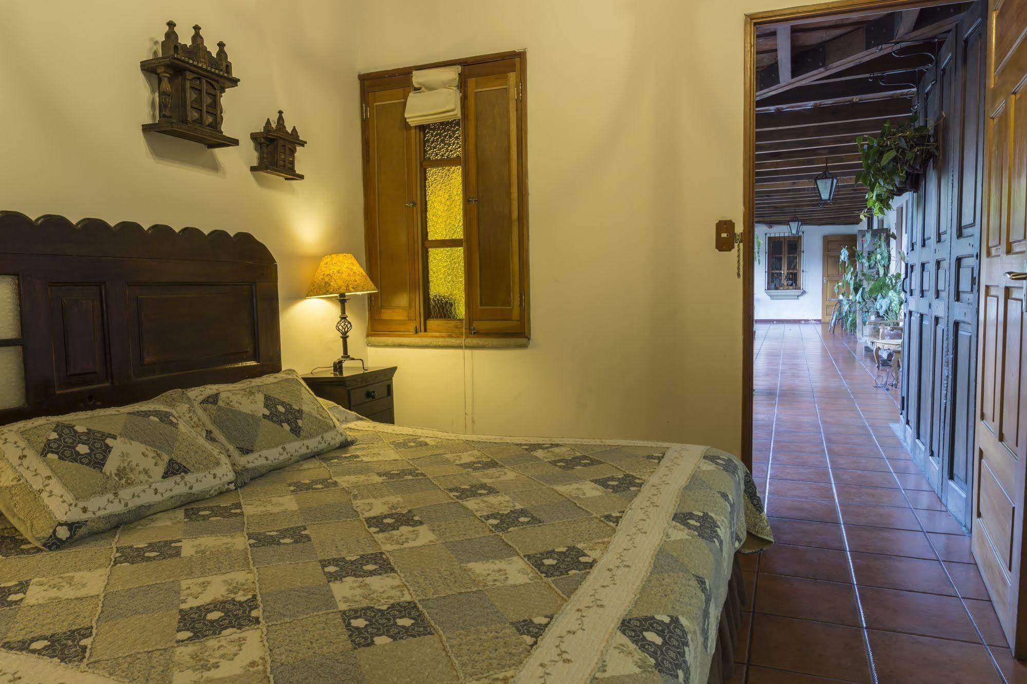 אנטיגואה גואטמלה Hostal San Nicolas מראה חיצוני תמונה